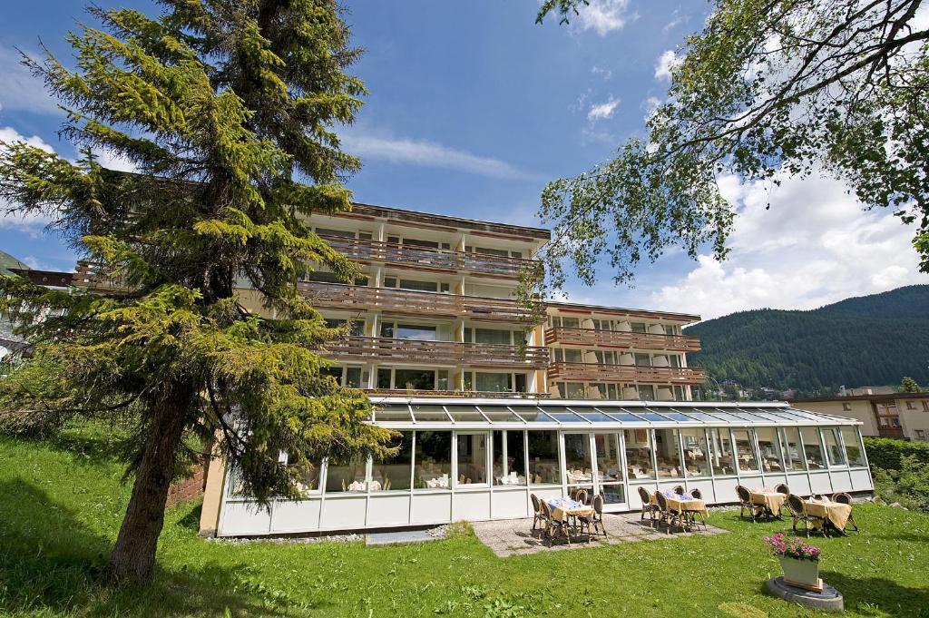 Hotel Cresta Davos Exterior photo